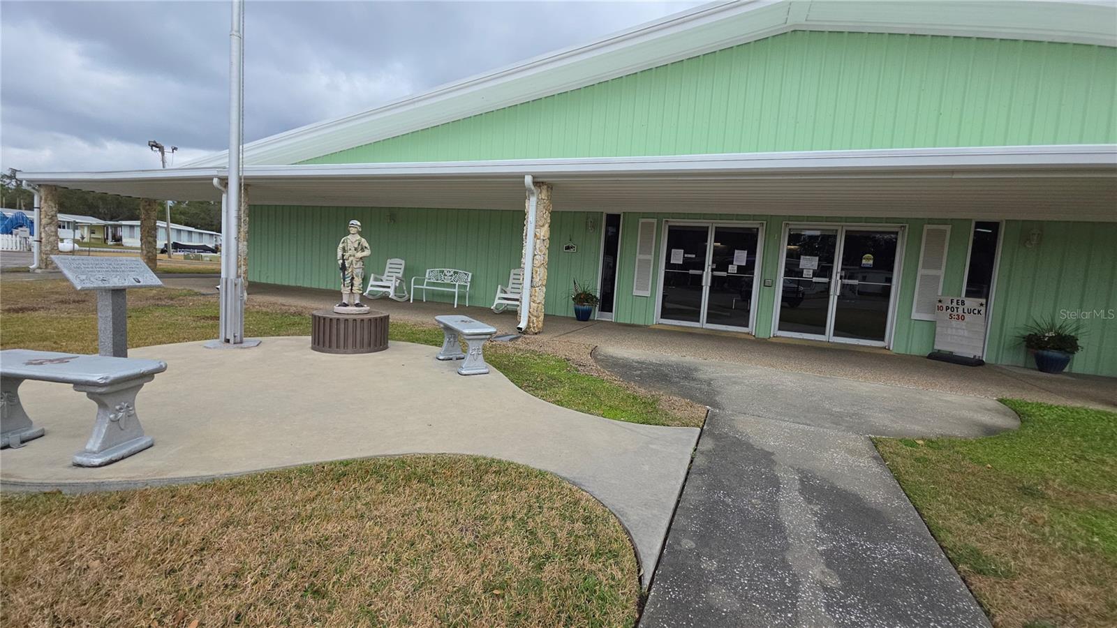 252 PINEWOOD DR, EUSTIS, FL — photo 81