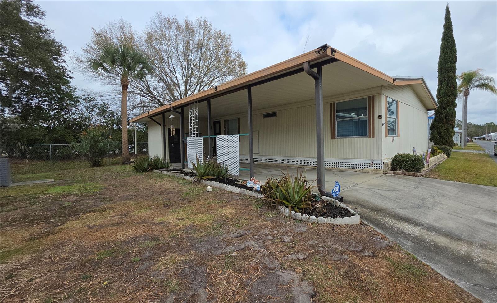 252 PINEWOOD DR, EUSTIS, FL — photo 10