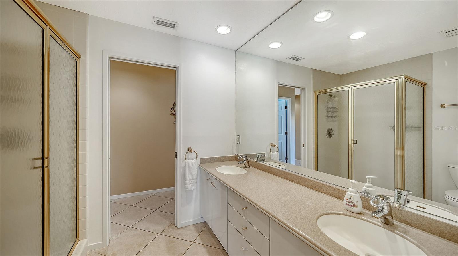 3131 BAYOU SOUND, LONGBOAT KEY, FL — photo 29