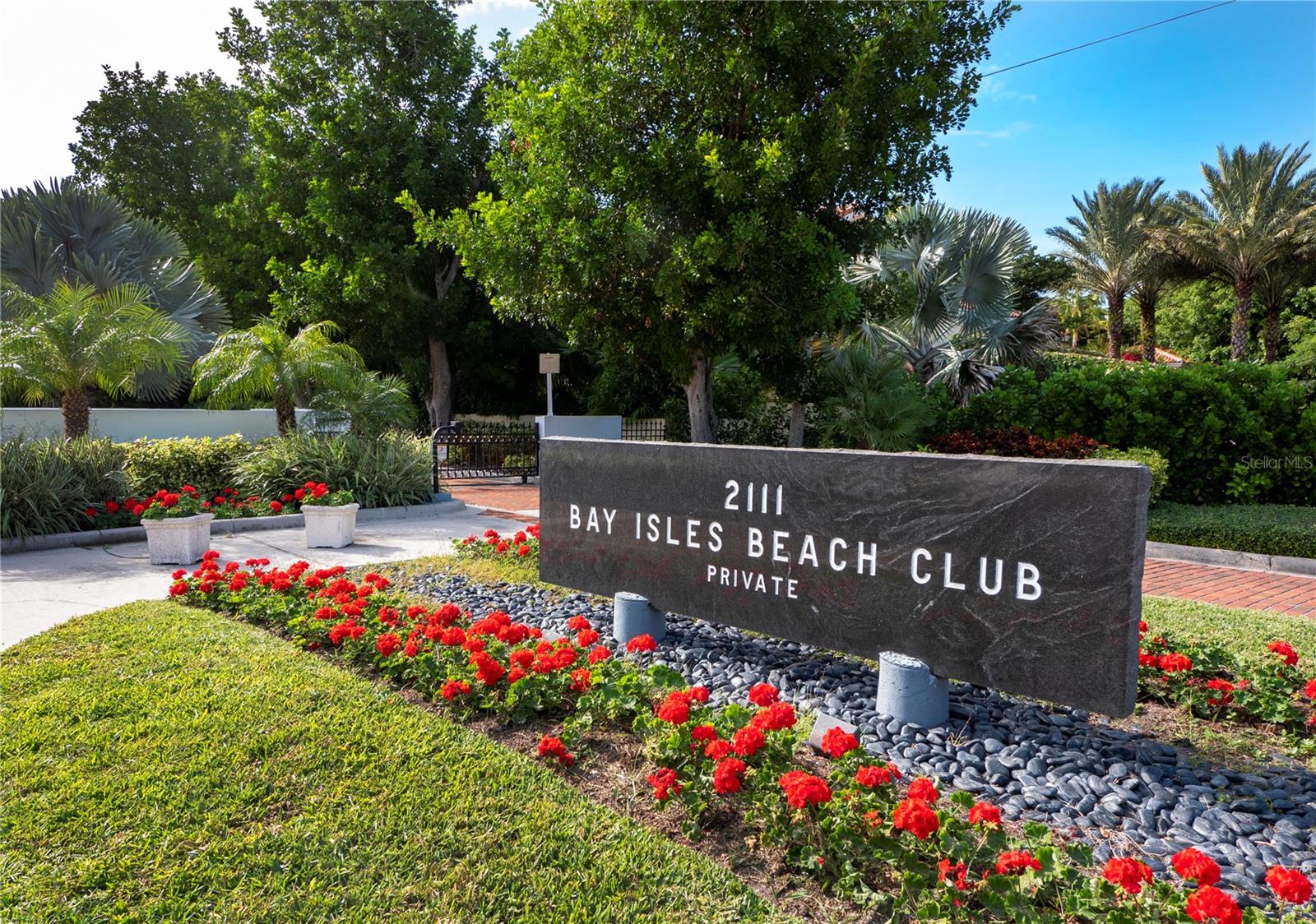 3131 BAYOU SOUND, LONGBOAT KEY, FL — photo 33