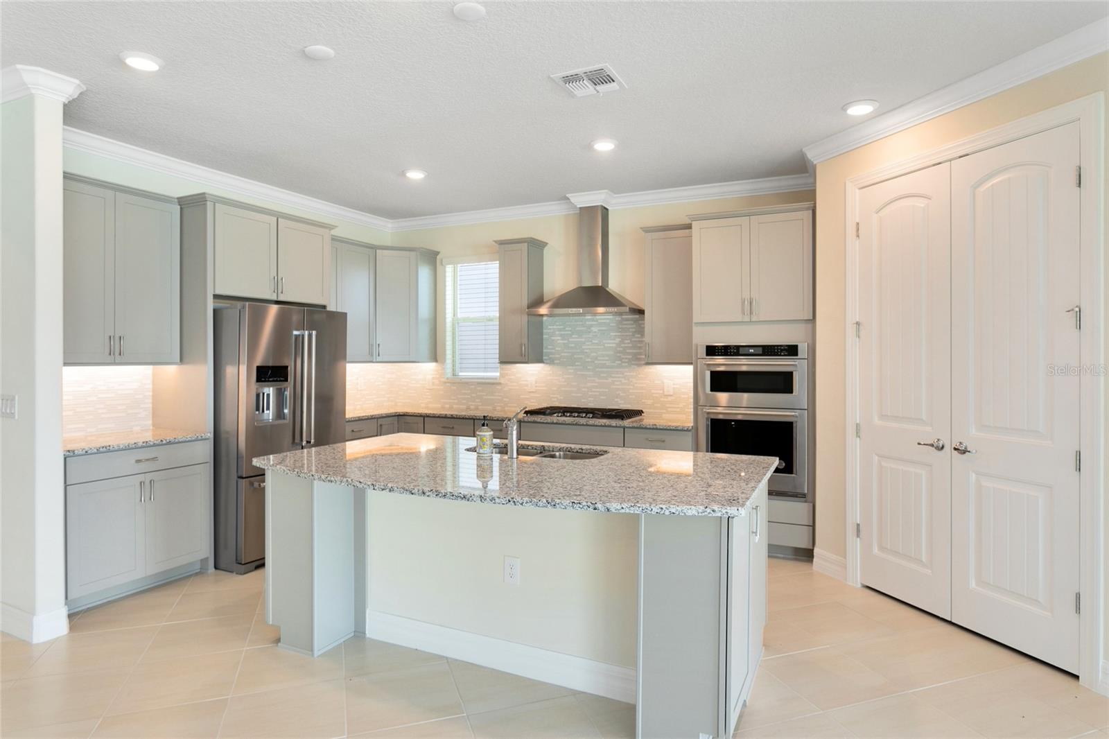 9212 HANGING VINE CT, ORLANDO, FL — photo 7