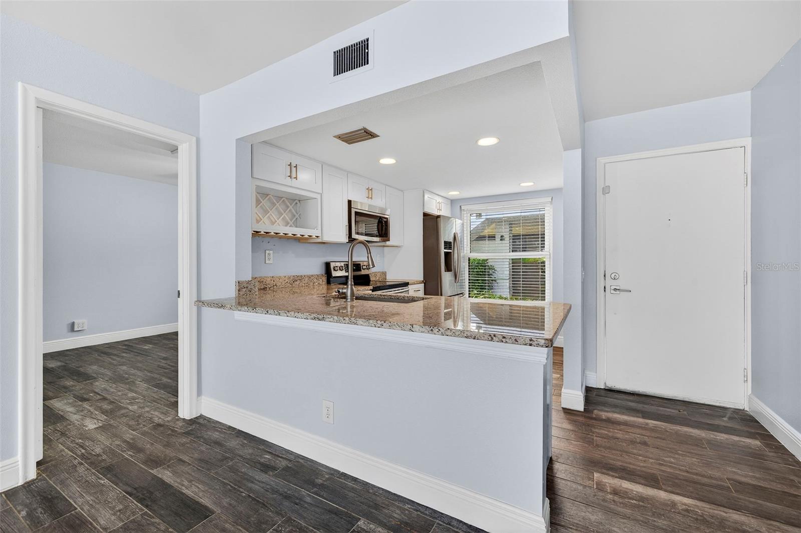 6210 SUN BLVD #112, ST PETERSBURG, FL — photo 6