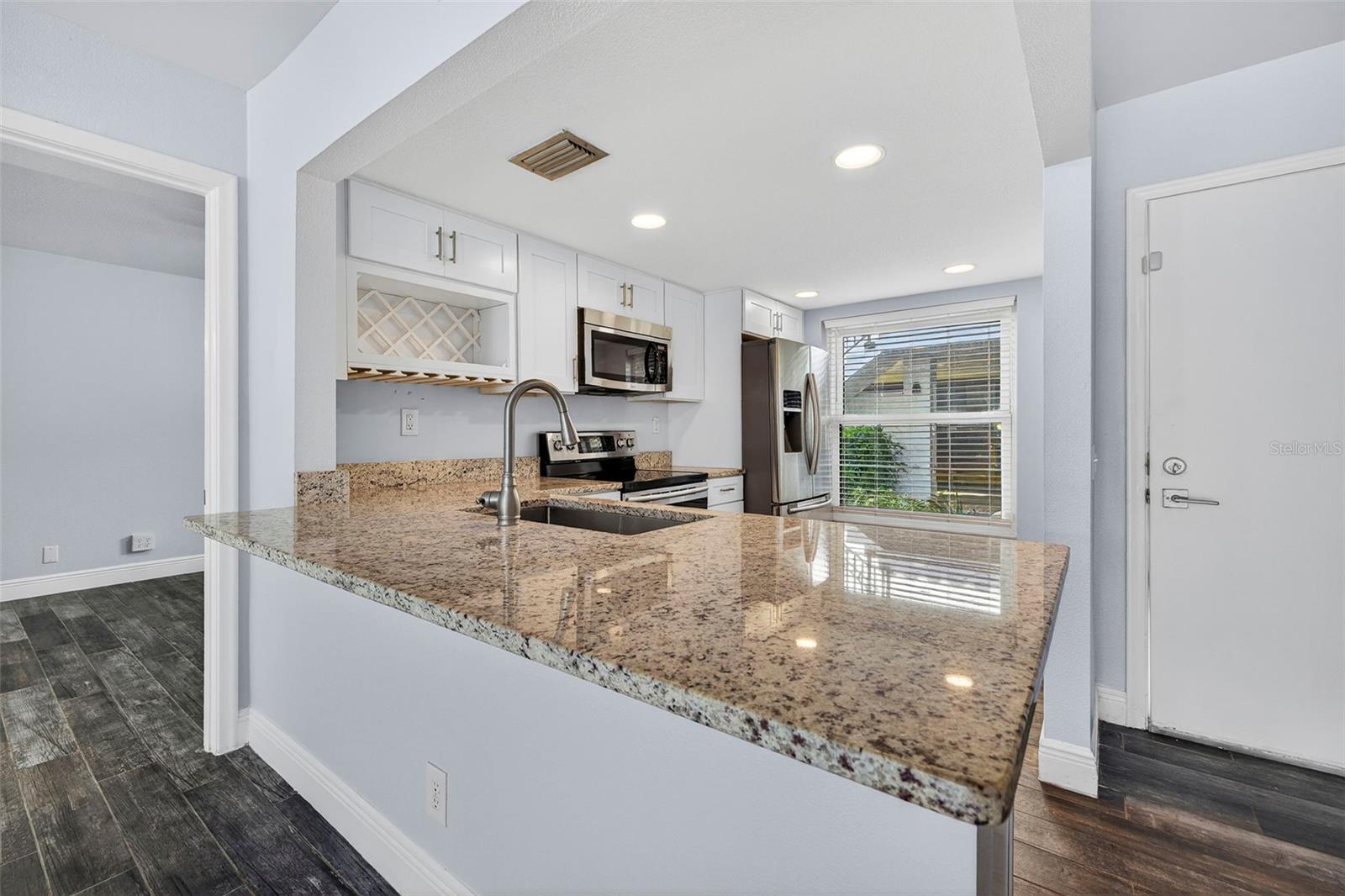 6210 SUN BLVD #112, ST PETERSBURG, FL — photo 7