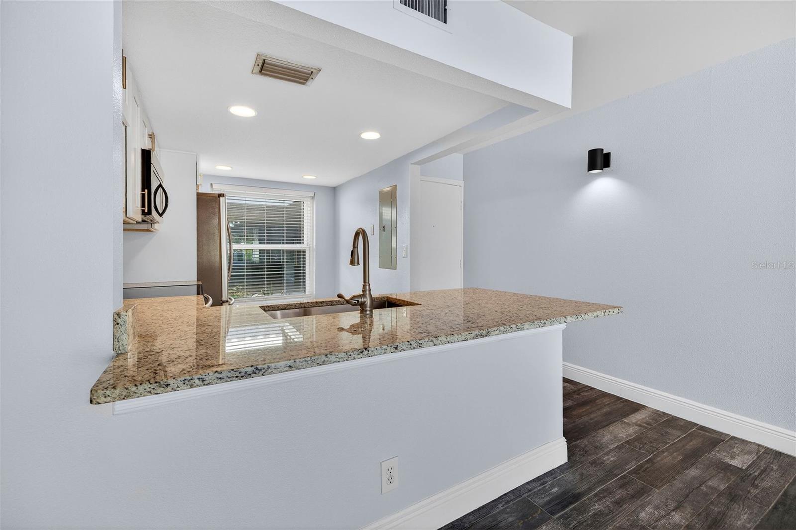 6210 SUN BLVD #112, ST PETERSBURG, FL — photo 12