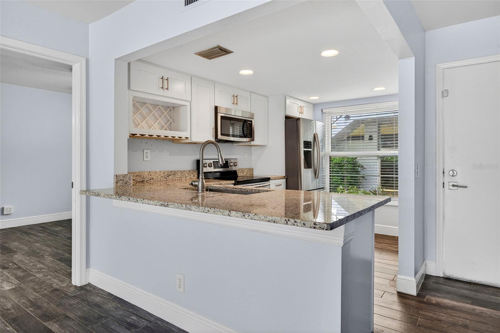 6210 SUN BLVD #112, ST PETERSBURG, FL — photo 14
