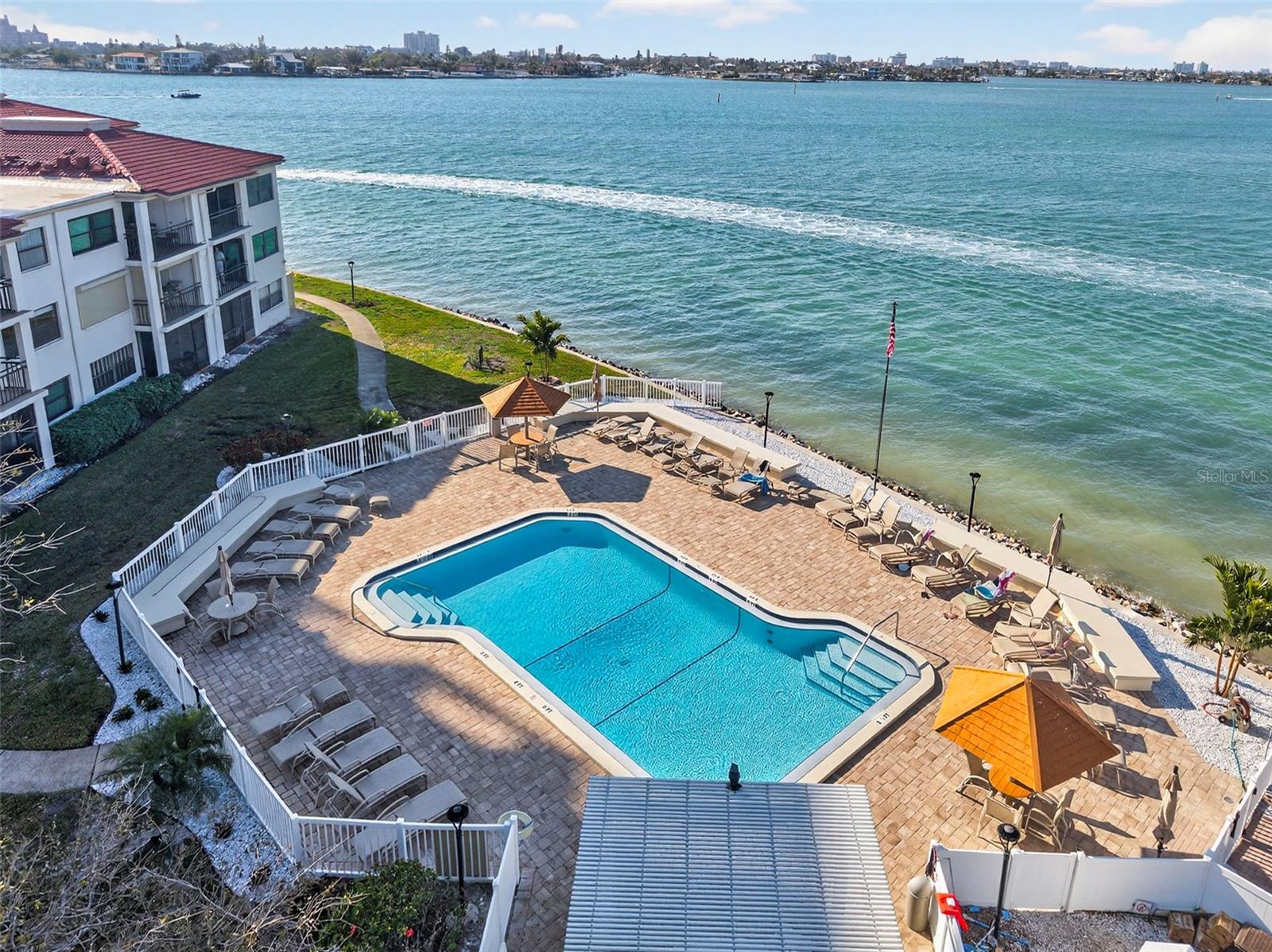 6210 SUN BLVD #112, ST PETERSBURG, FL — photo 32