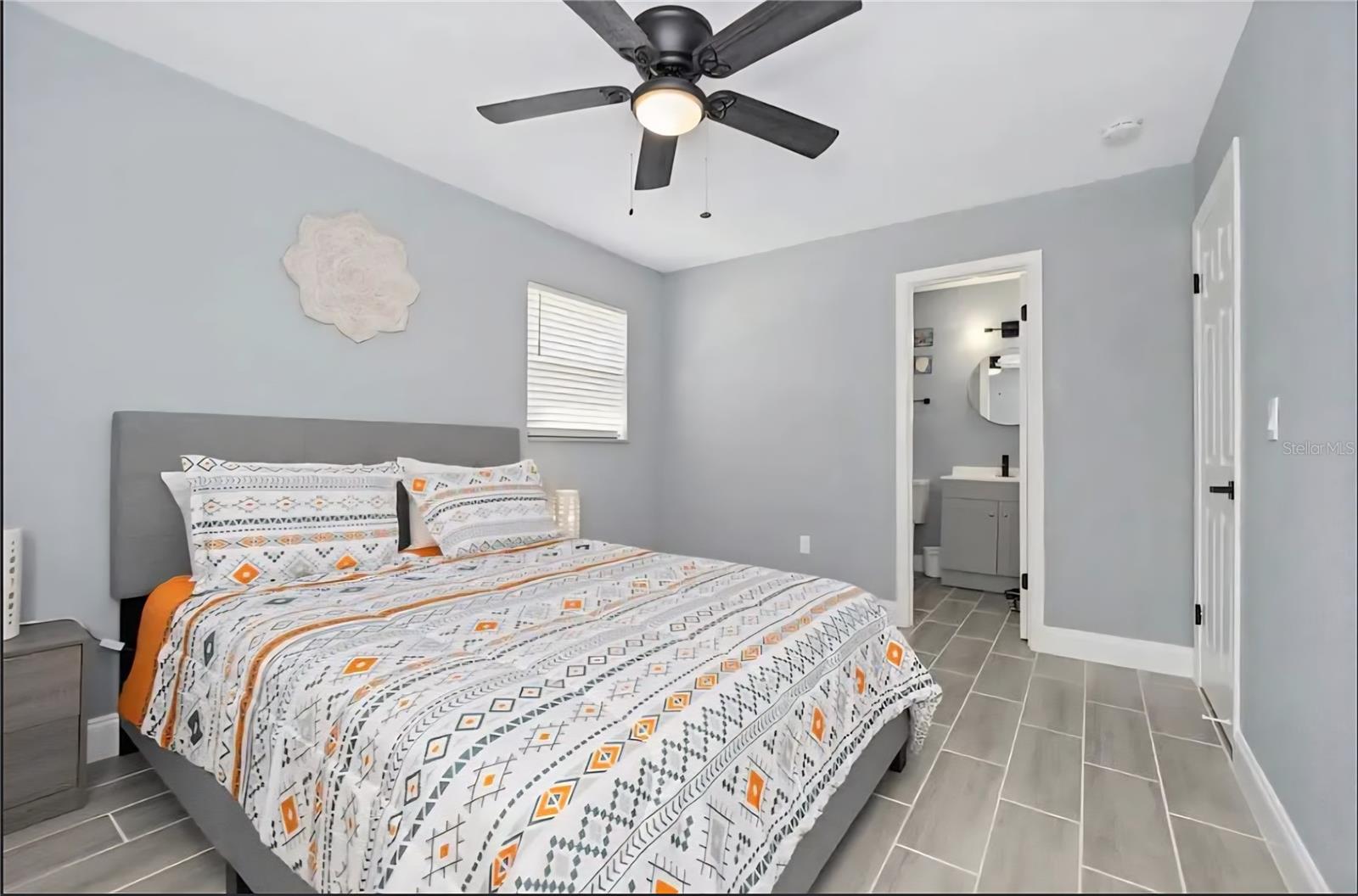 1004 N BETTY LN, CLEARWATER, FL — photo 17