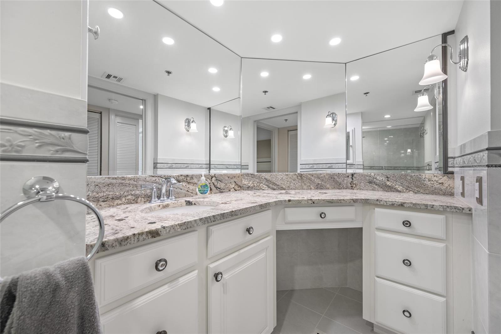 1600 GULF BLVD #1016, CLEARWATER BEACH, FL — photo 35