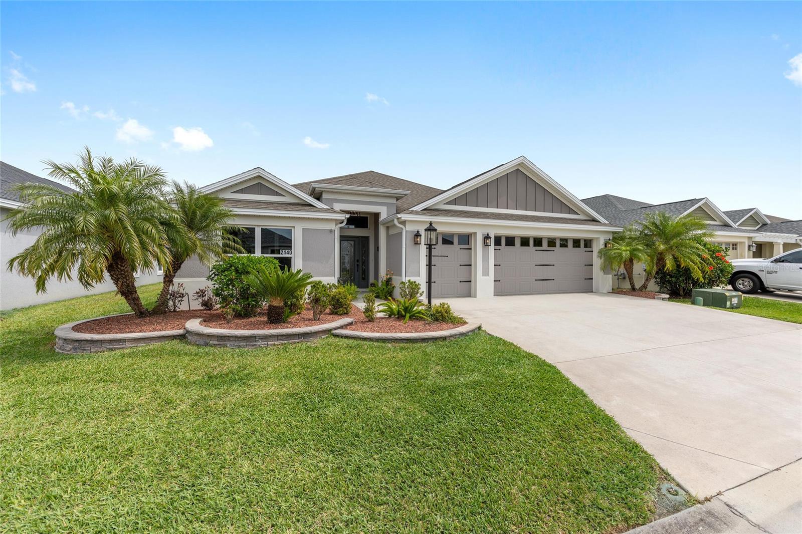 2140 BILLER CIR, THE VILLAGES, FL — photo 3