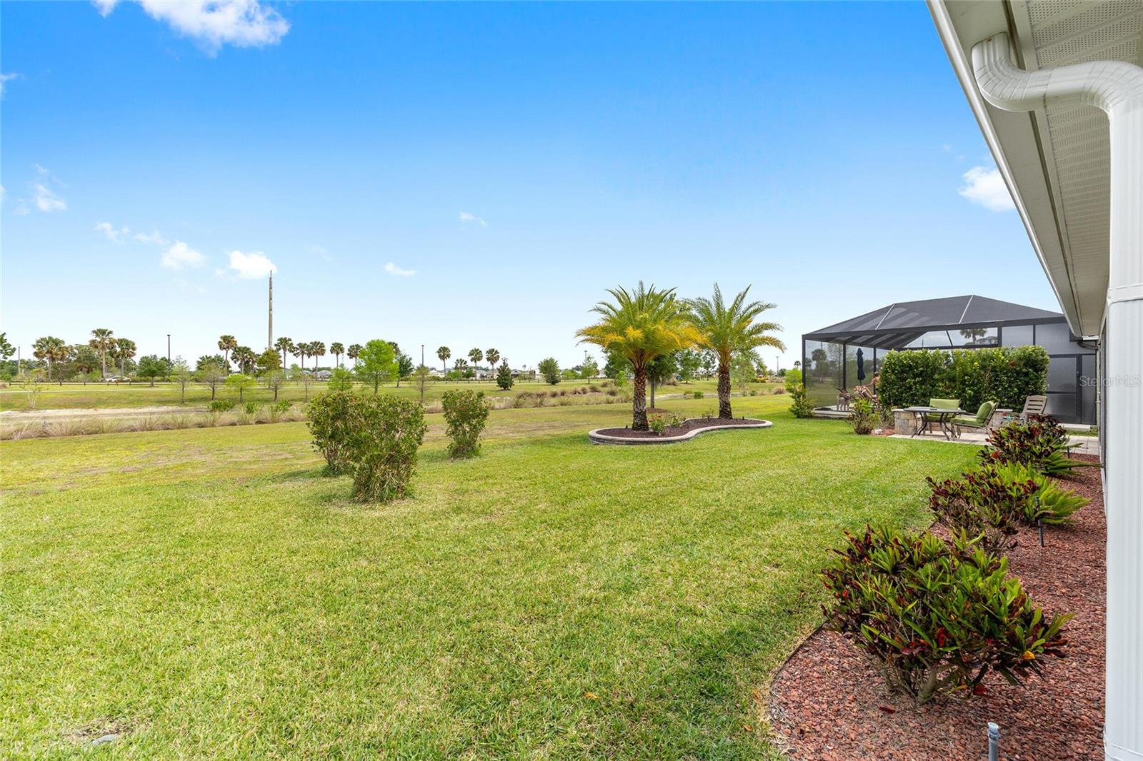 2140 BILLER CIR, THE VILLAGES, FL — photo 46