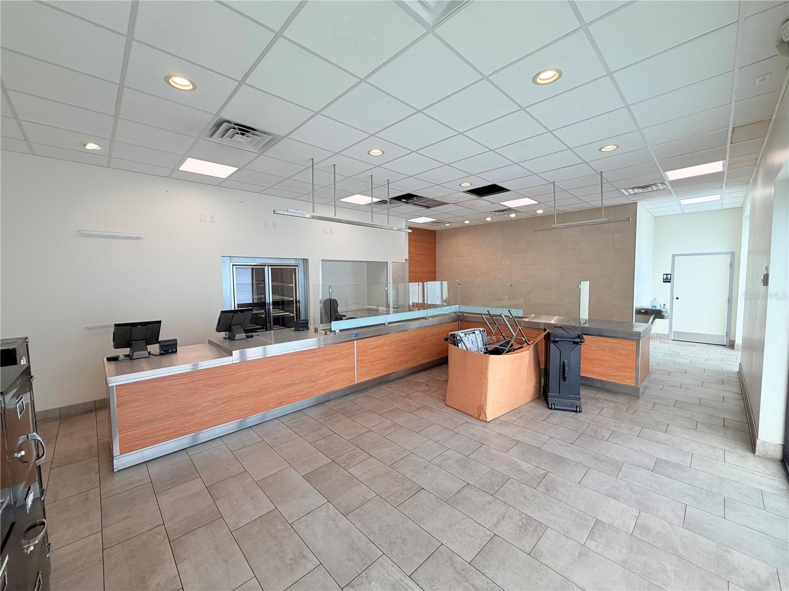 6011 SE ABSHIER BLVD, BELLEVIEW, FL — photo 2