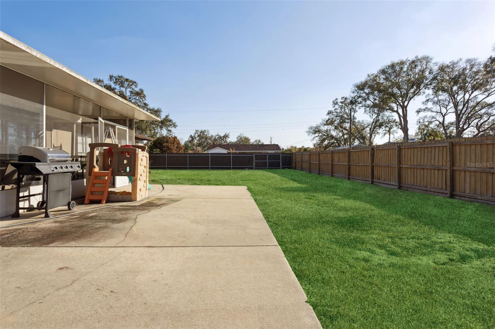 1614 BERKSHIRE DR, BRANDON, FL — photo 22