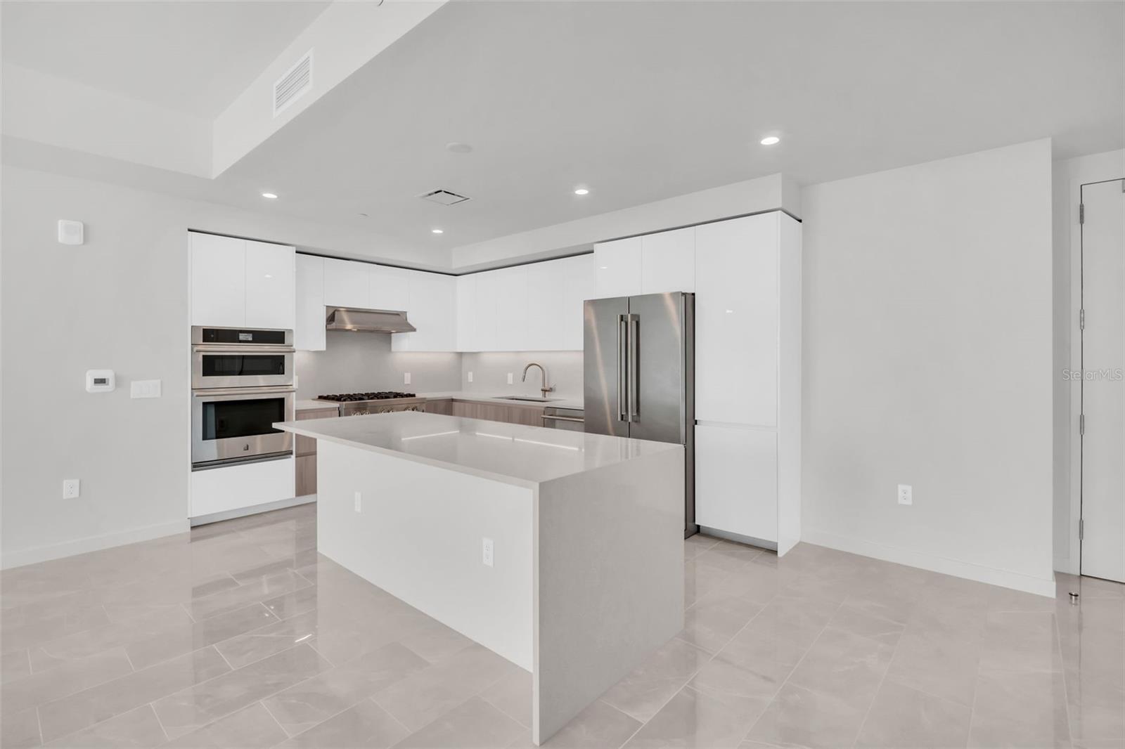 400 CENTRAL AVE #2205, ST PETERSBURG, FL — photo 6
