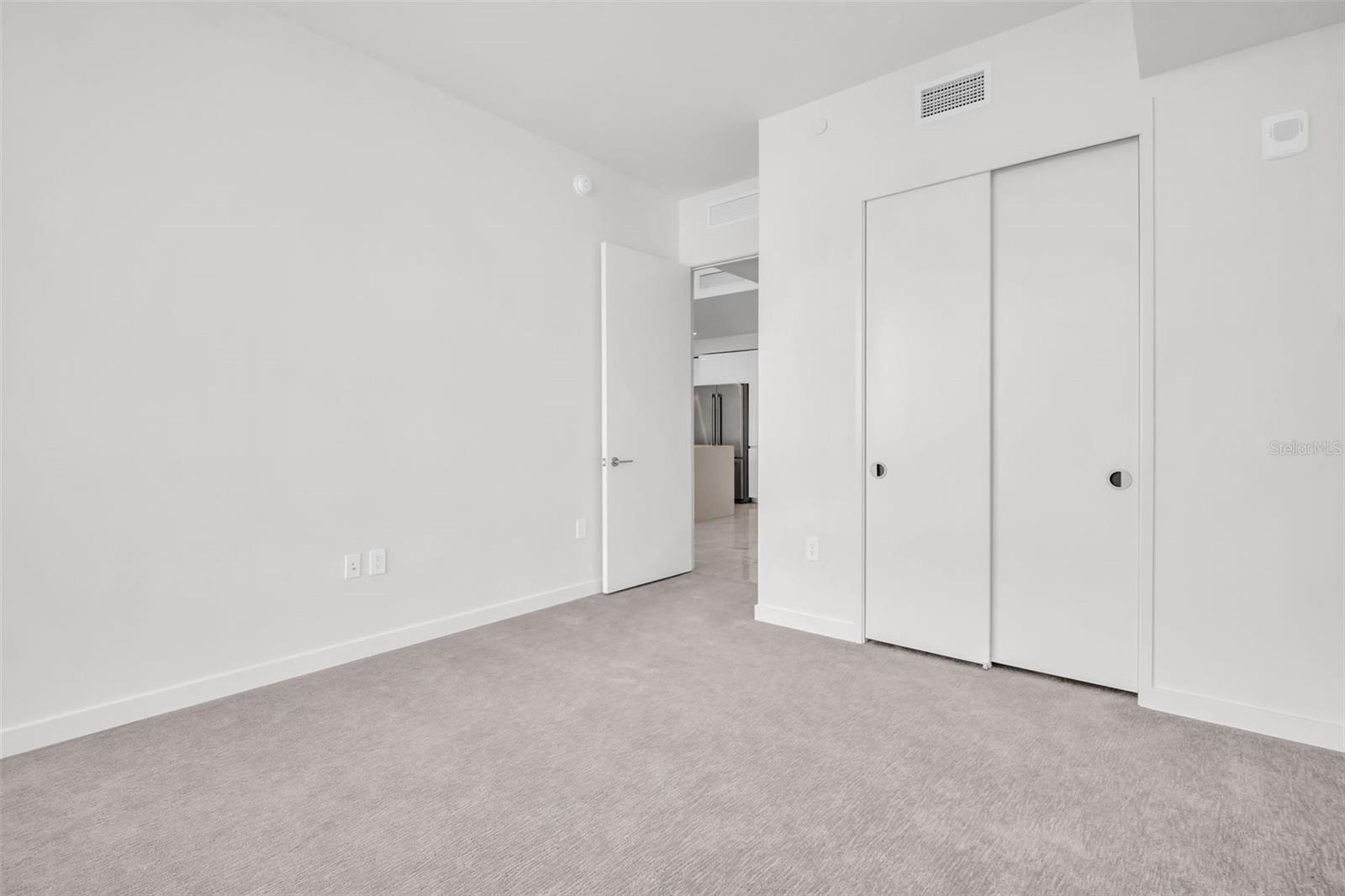 400 CENTRAL AVE #2205, ST PETERSBURG, FL — photo 32