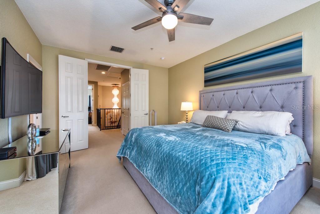 1430 MANATEE CIR, TARPON SPRINGS, FL — photo 36