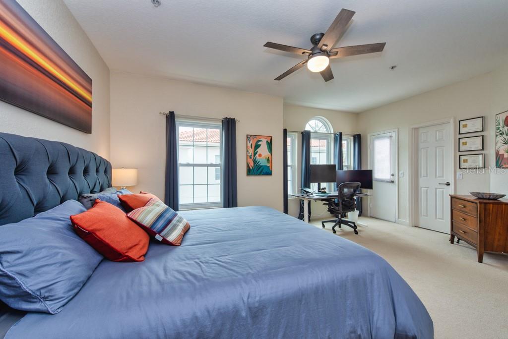 1430 MANATEE CIR, TARPON SPRINGS, FL — photo 42
