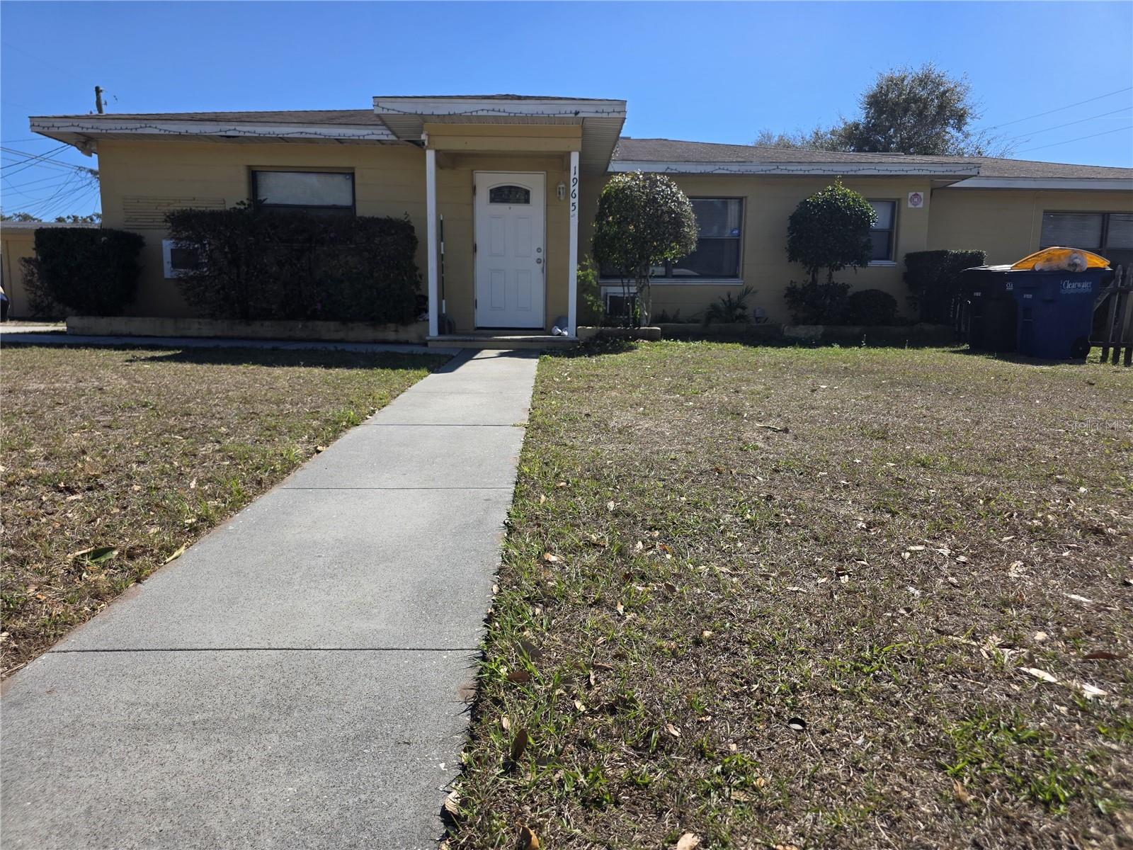 1965 RAINBOW DR, CLEARWATER, FL — photo 2