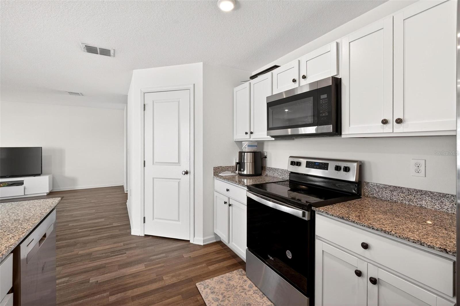 1665 MINNESOTA RD, SUMTERVILLE, FL — photo 5