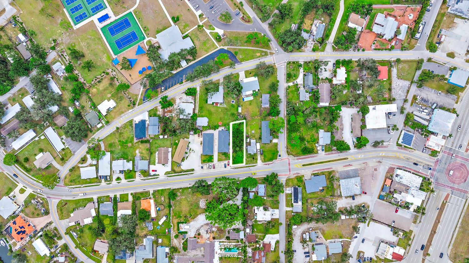 COLONIA LN, NOKOMIS, FL