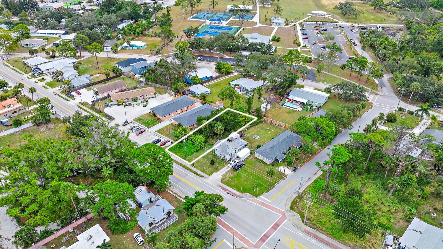 COLONIA LN, NOKOMIS, FL — photo 2
