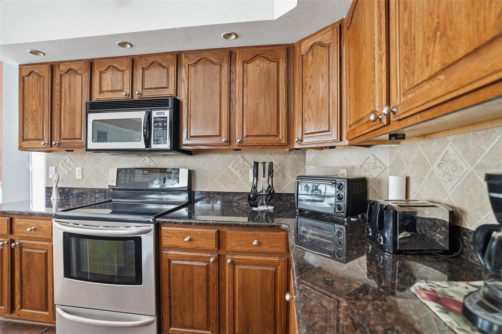 12054 CONWAY ST, SPRING HILL, FL — photo 7