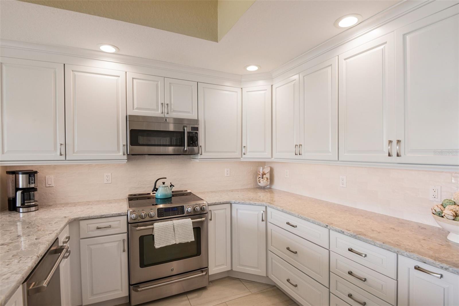 19519 GULF BLVD #202, INDIAN SHORES, FL — photo 17
