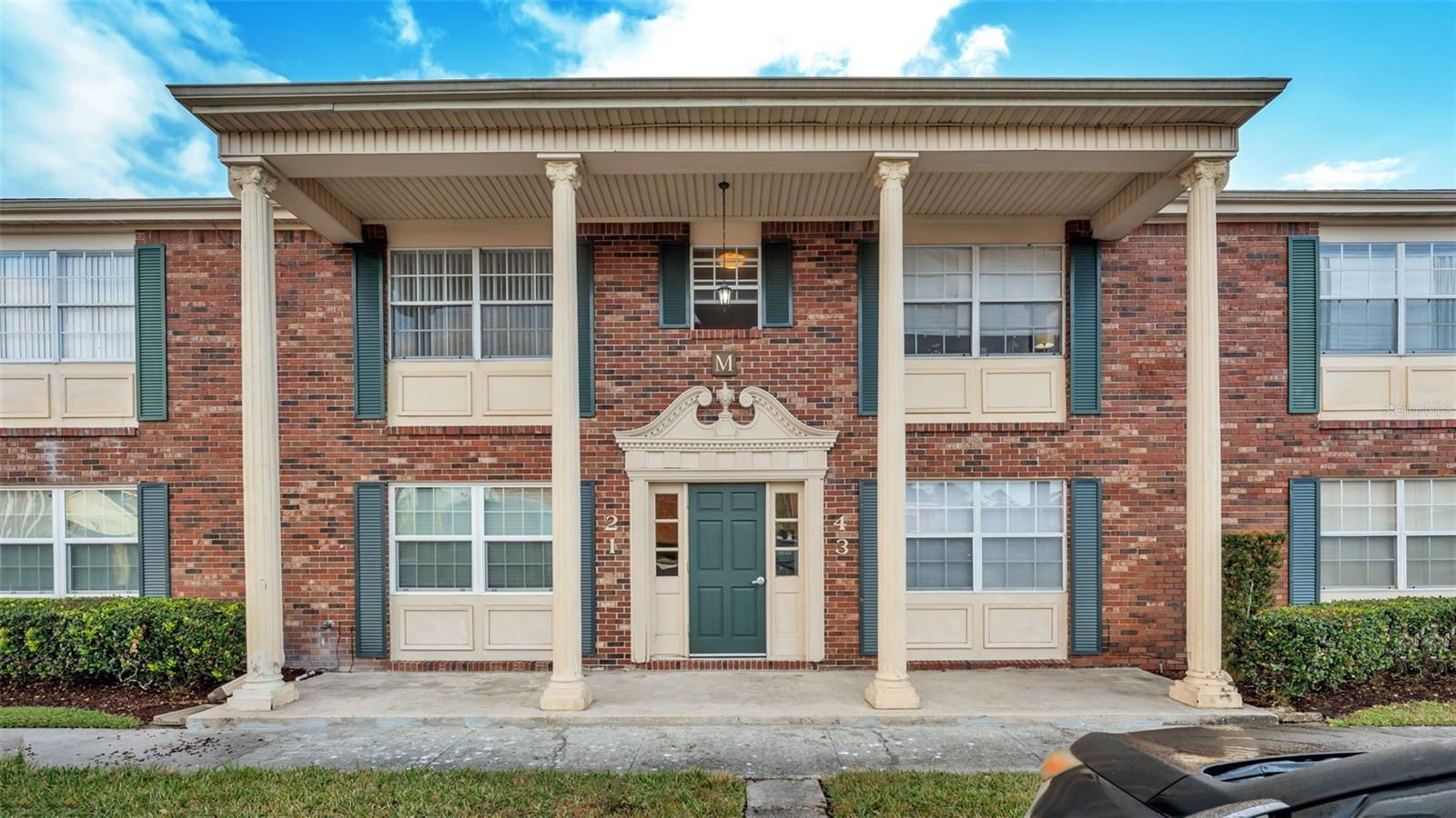 1920 E EDGEWOOD DR #M2, LAKELAND, FL
