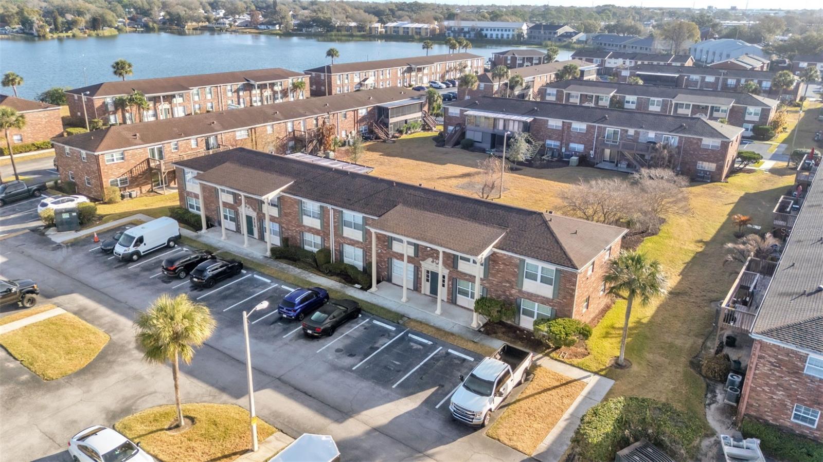 1920 E EDGEWOOD DR #M2, LAKELAND, FL — photo 3