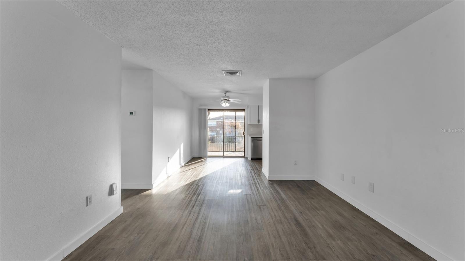 1920 E EDGEWOOD DR #M2, LAKELAND, FL — photo 17