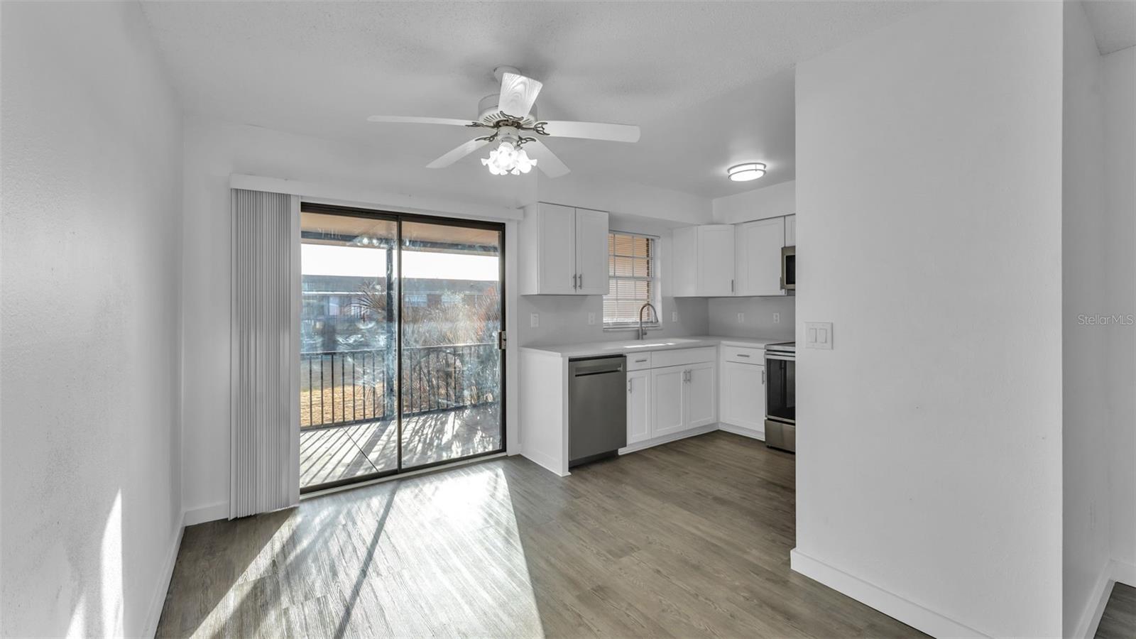 1920 E EDGEWOOD DR #M2, LAKELAND, FL — photo 22