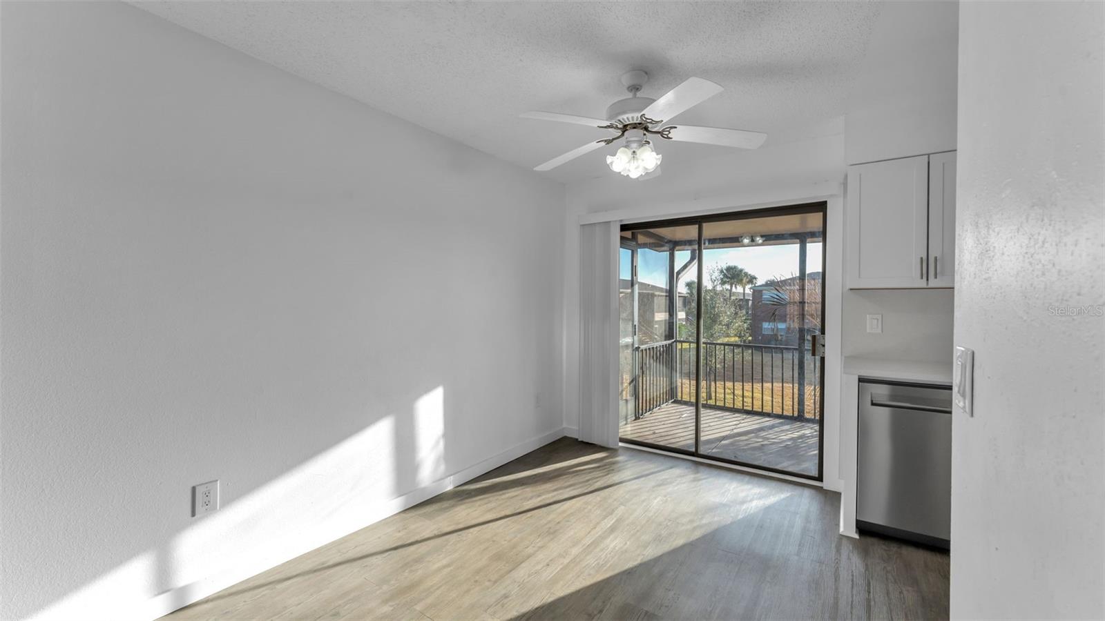 1920 E EDGEWOOD DR #M2, LAKELAND, FL — photo 23