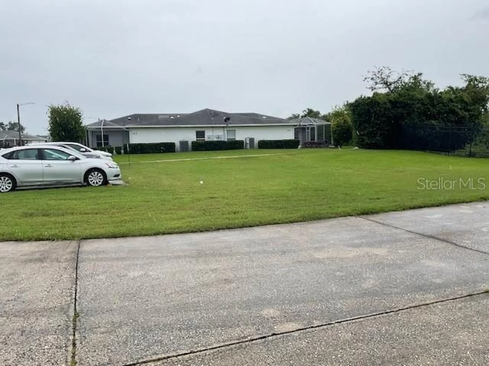 WILLOW DR, LEESBURG, FL — photo 2
