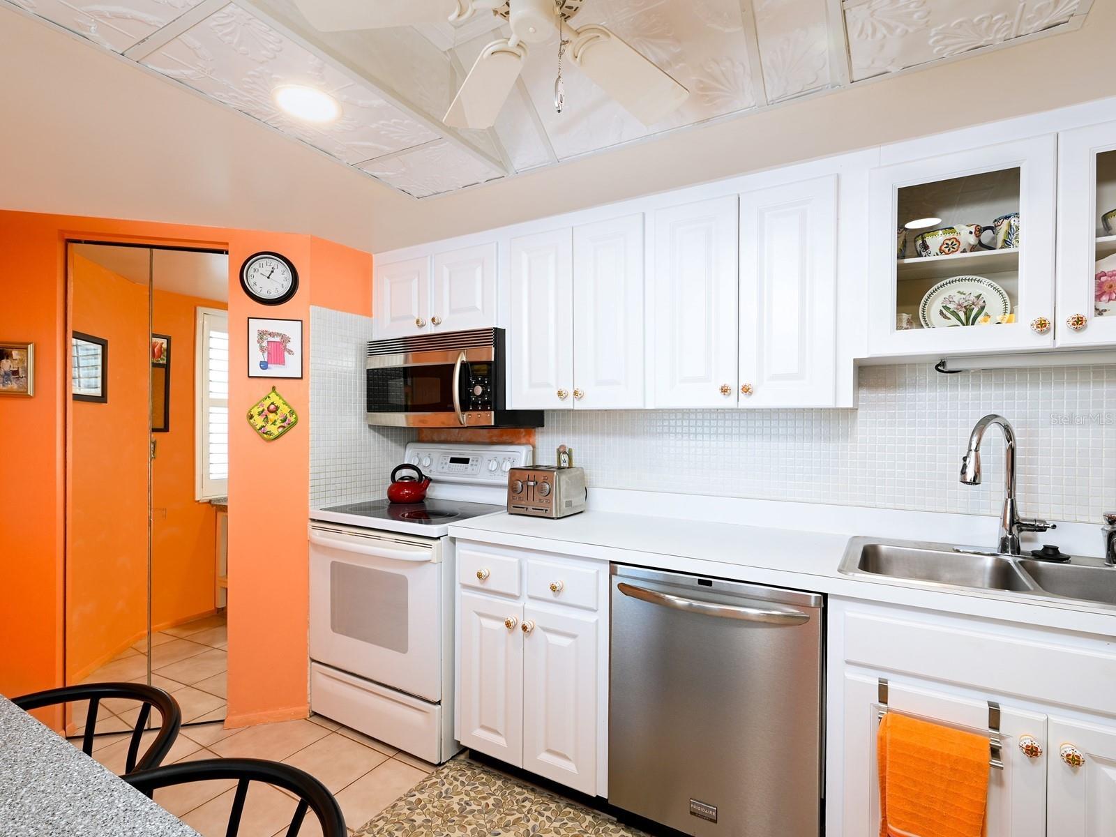 1770 BENJAMIN FRANKLIN DR #206, SARASOTA, FL — photo 10