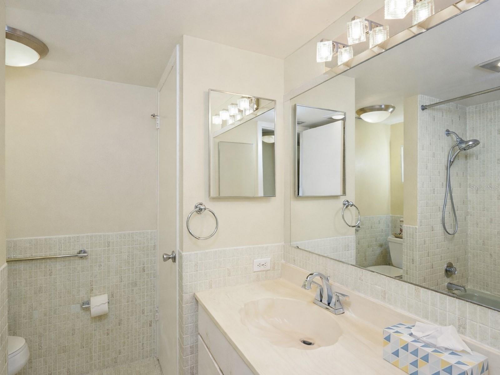1770 BENJAMIN FRANKLIN DR #206, SARASOTA, FL — photo 23