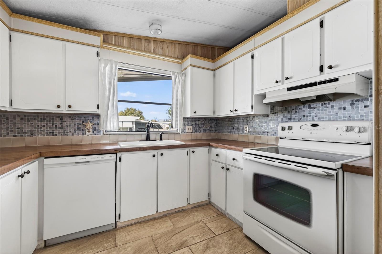 7880 54TH AVE N #38, ST PETERSBURG, FL — photo 11
