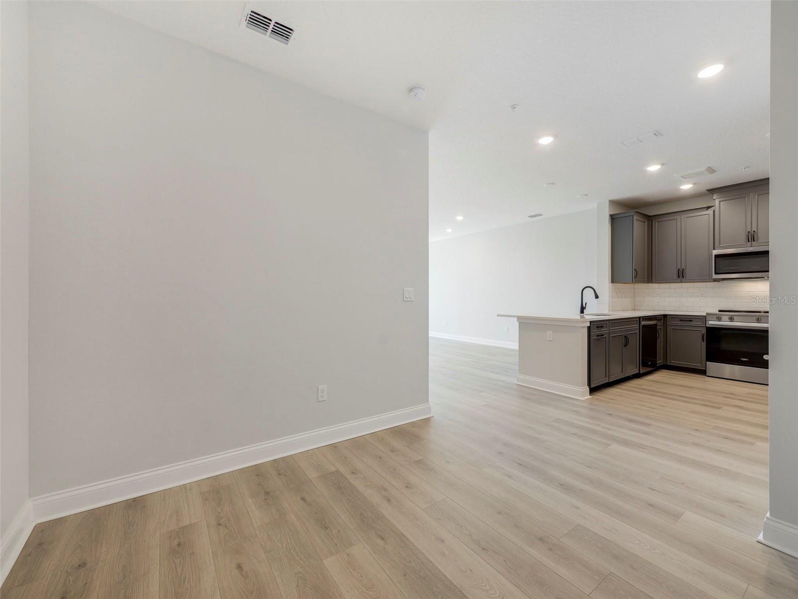 7545 LAUREATE BLVD #7301, ORLANDO, FL — photo 9