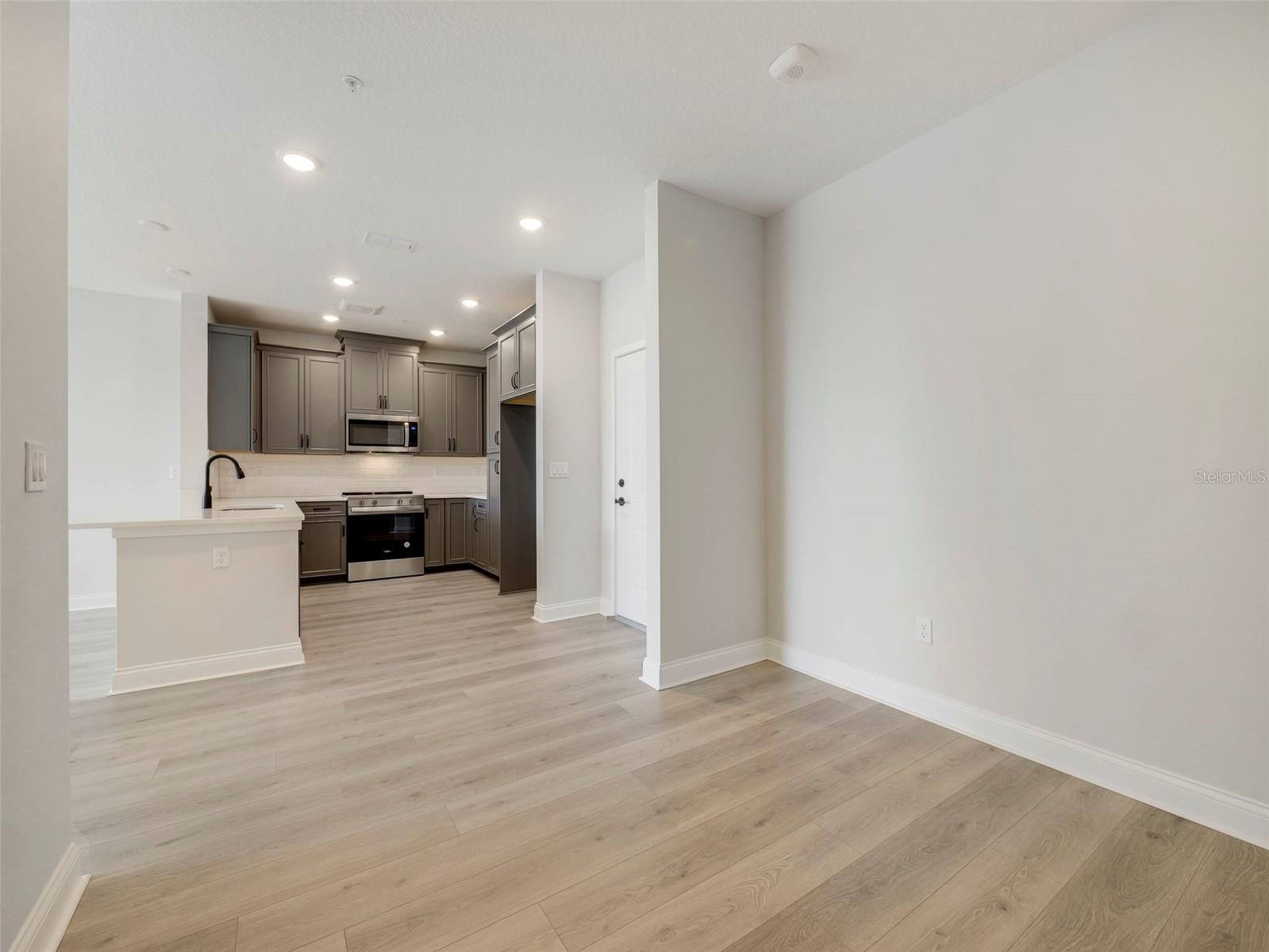 7545 LAUREATE BLVD #7301, ORLANDO, FL — photo 10