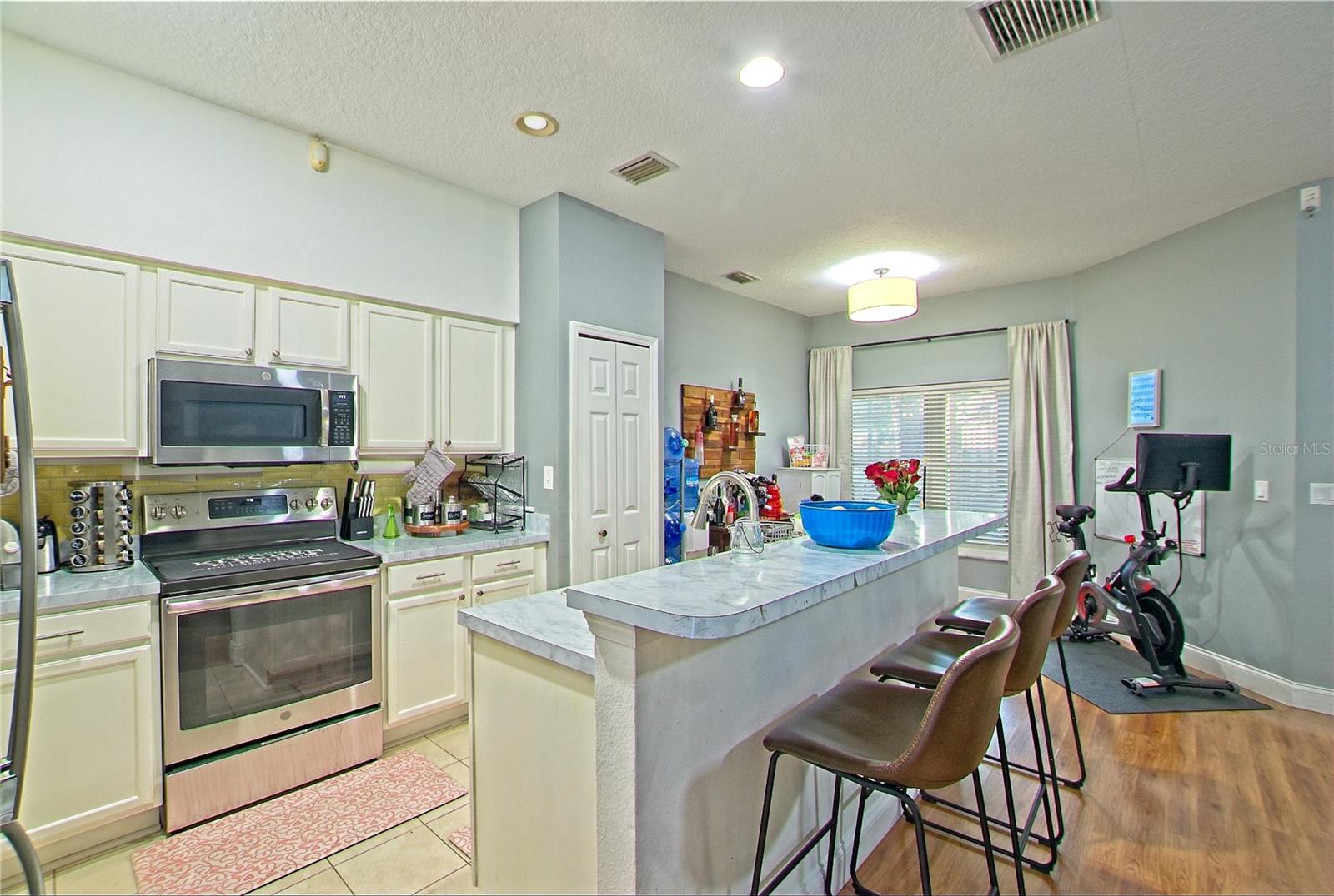 131 LISA LOOP, WINTER SPRINGS, FL — photo 9