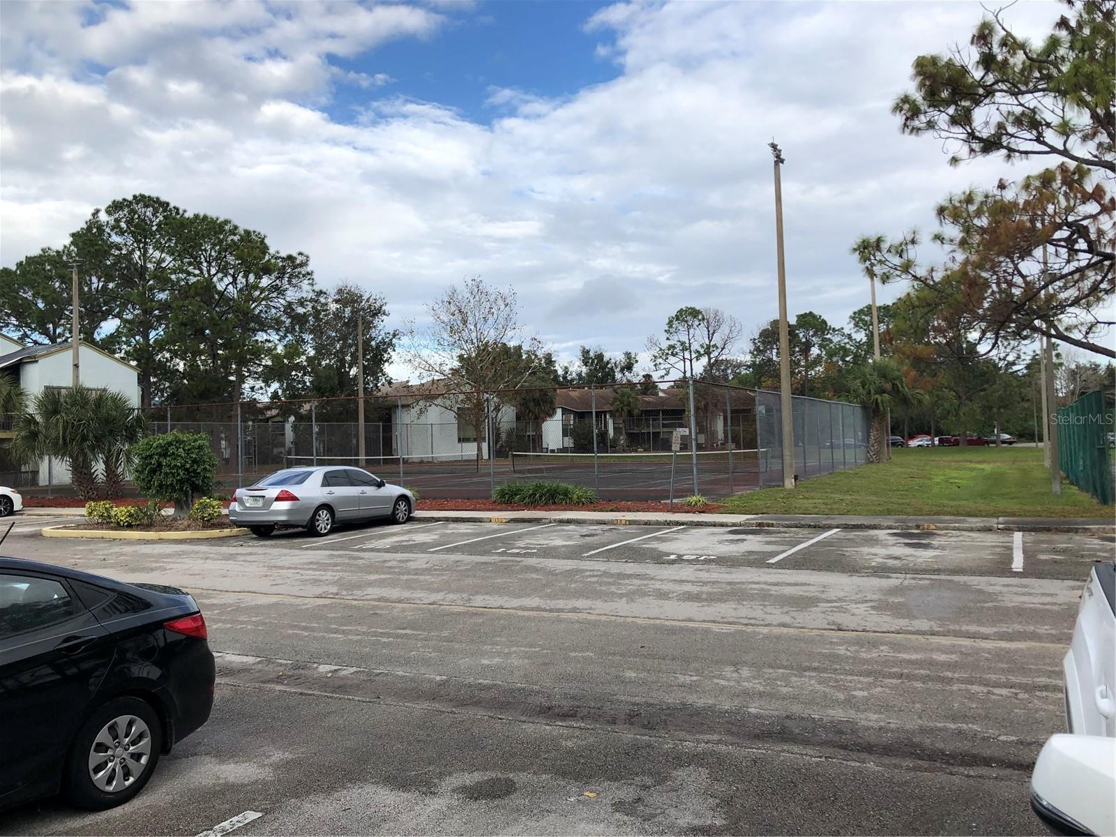 2616 LEMON TREE LN #F, ORLANDO, FL — photo 2