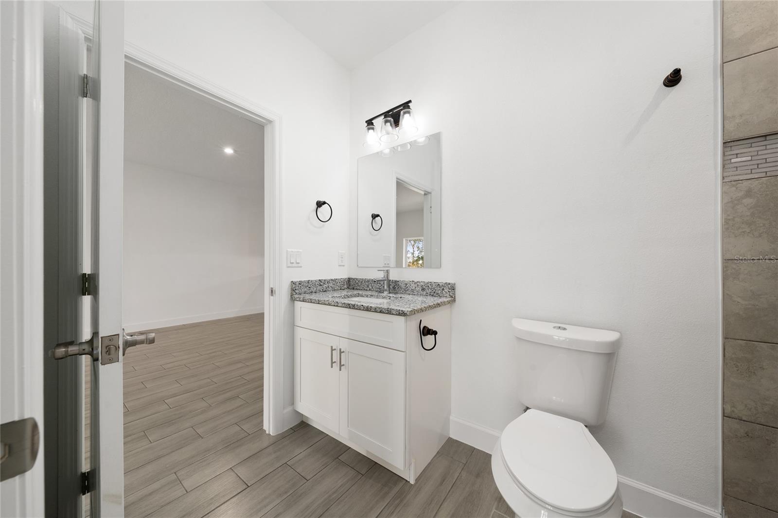 460 LAKE SHORE PKWY, DAVENPORT, FL — photo 11