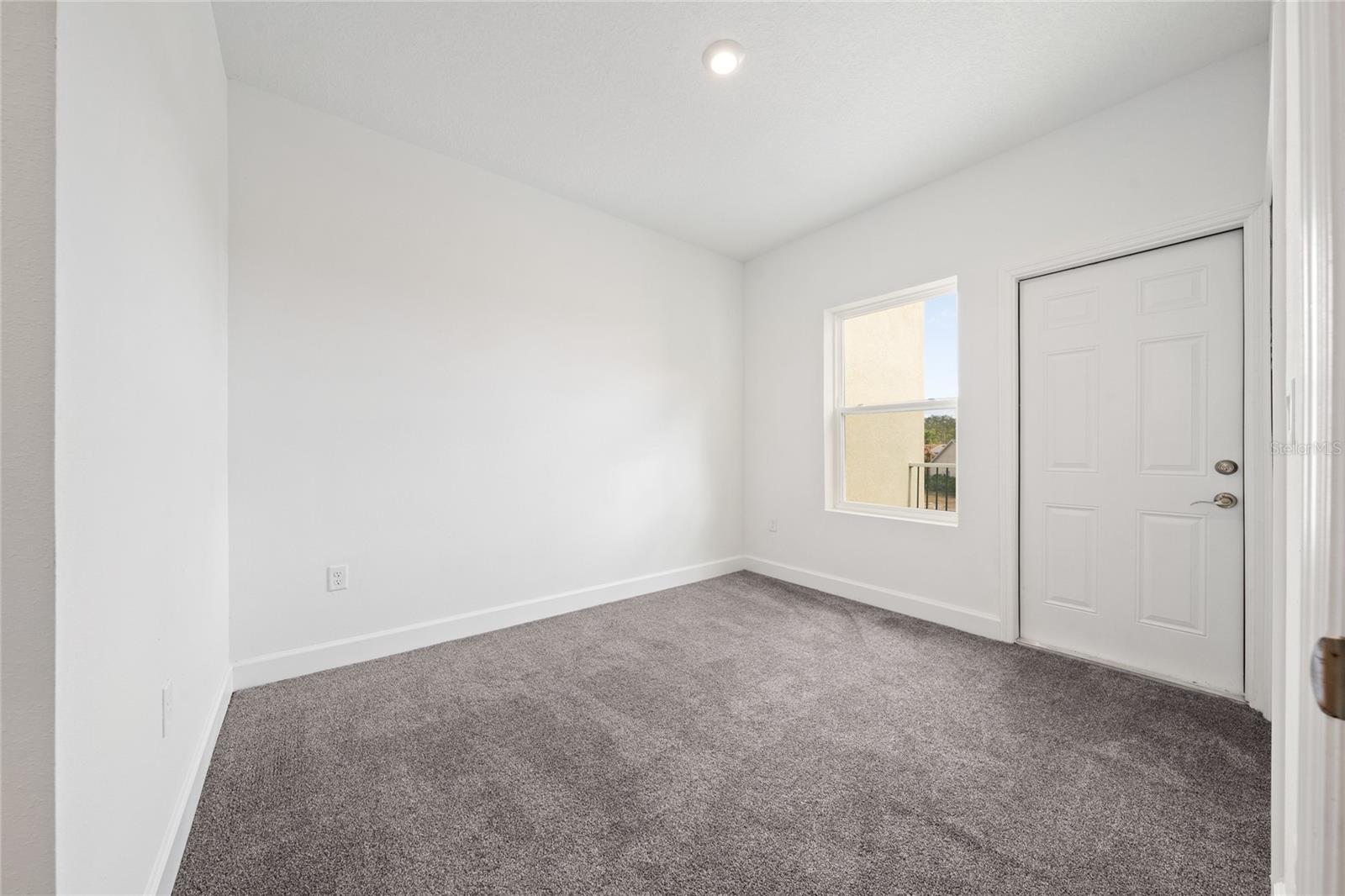 460 LAKE SHORE PKWY, DAVENPORT, FL — photo 14