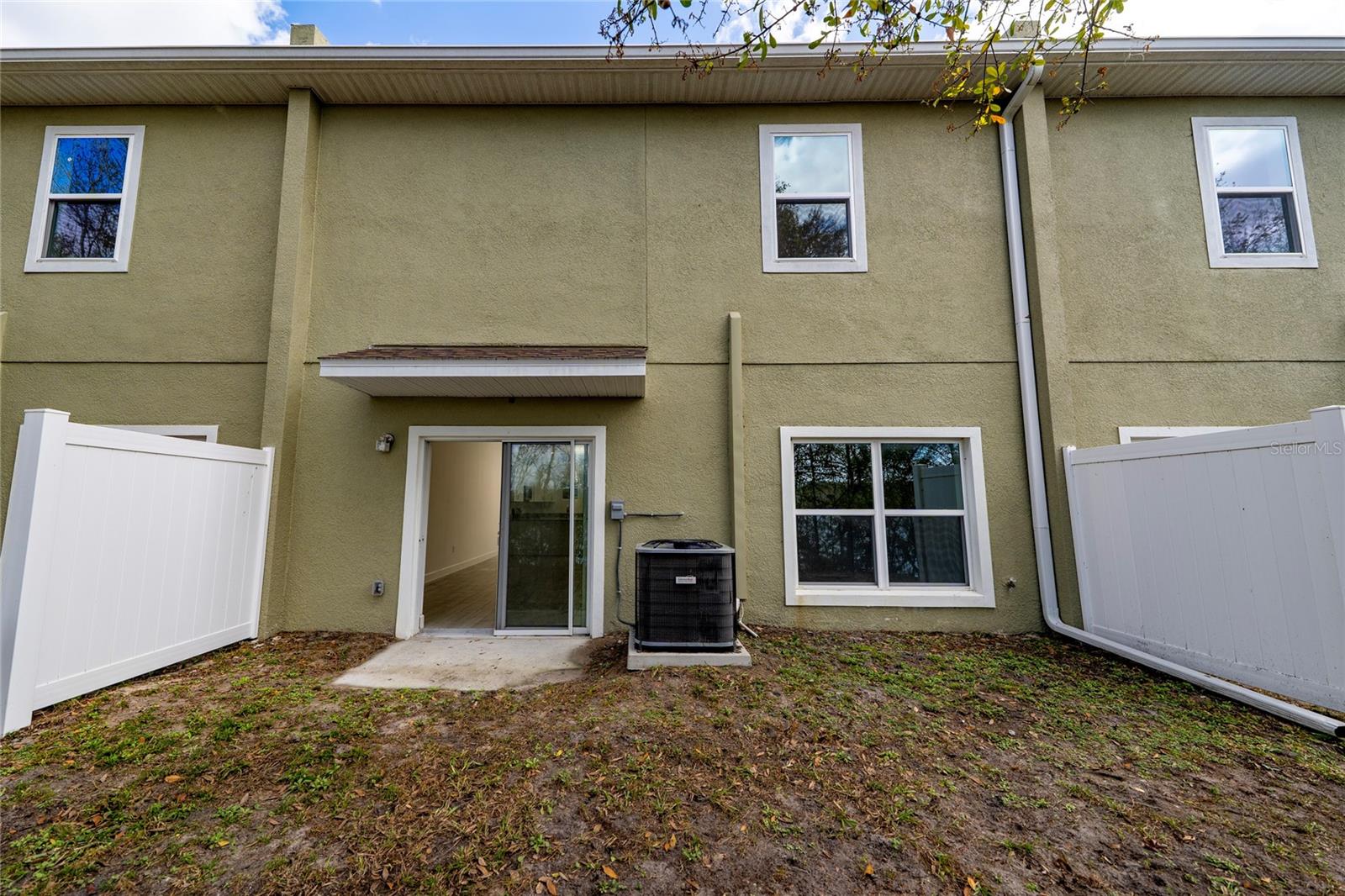 460 LAKE SHORE PKWY, DAVENPORT, FL — photo 31