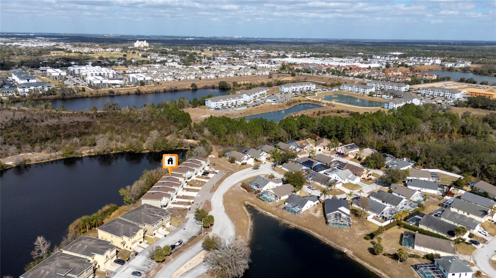 460 LAKE SHORE PKWY, DAVENPORT, FL — photo 35