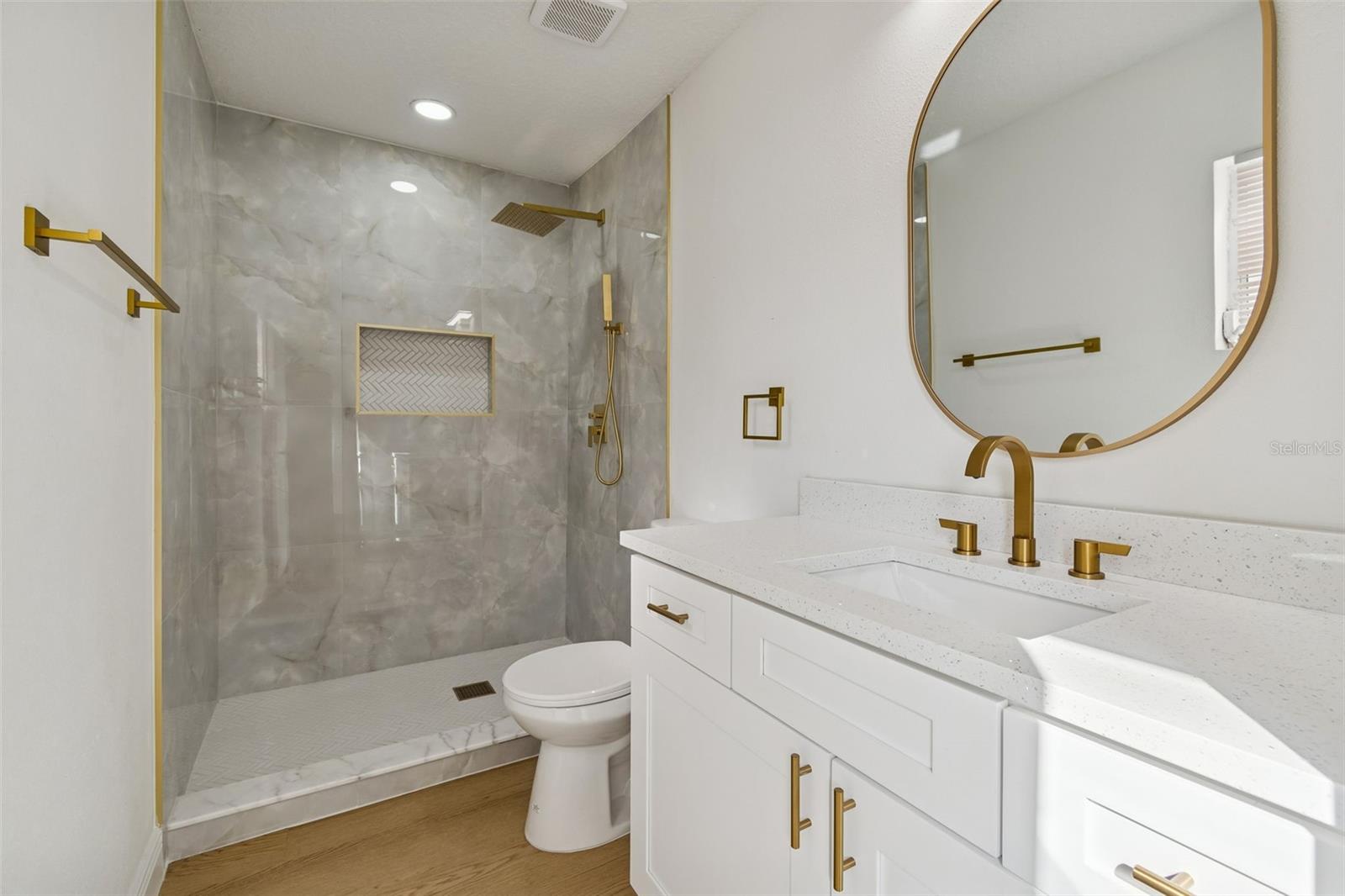 7910 W POWHATAN AVE, TAMPA, FL — photo 92