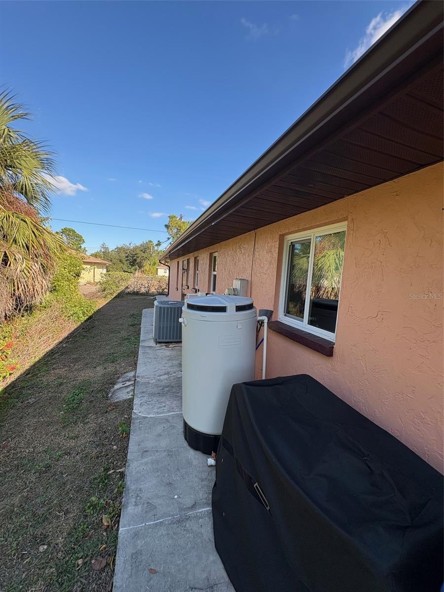321 VENETIA AVE, NORTH PORT, FL — photo 4