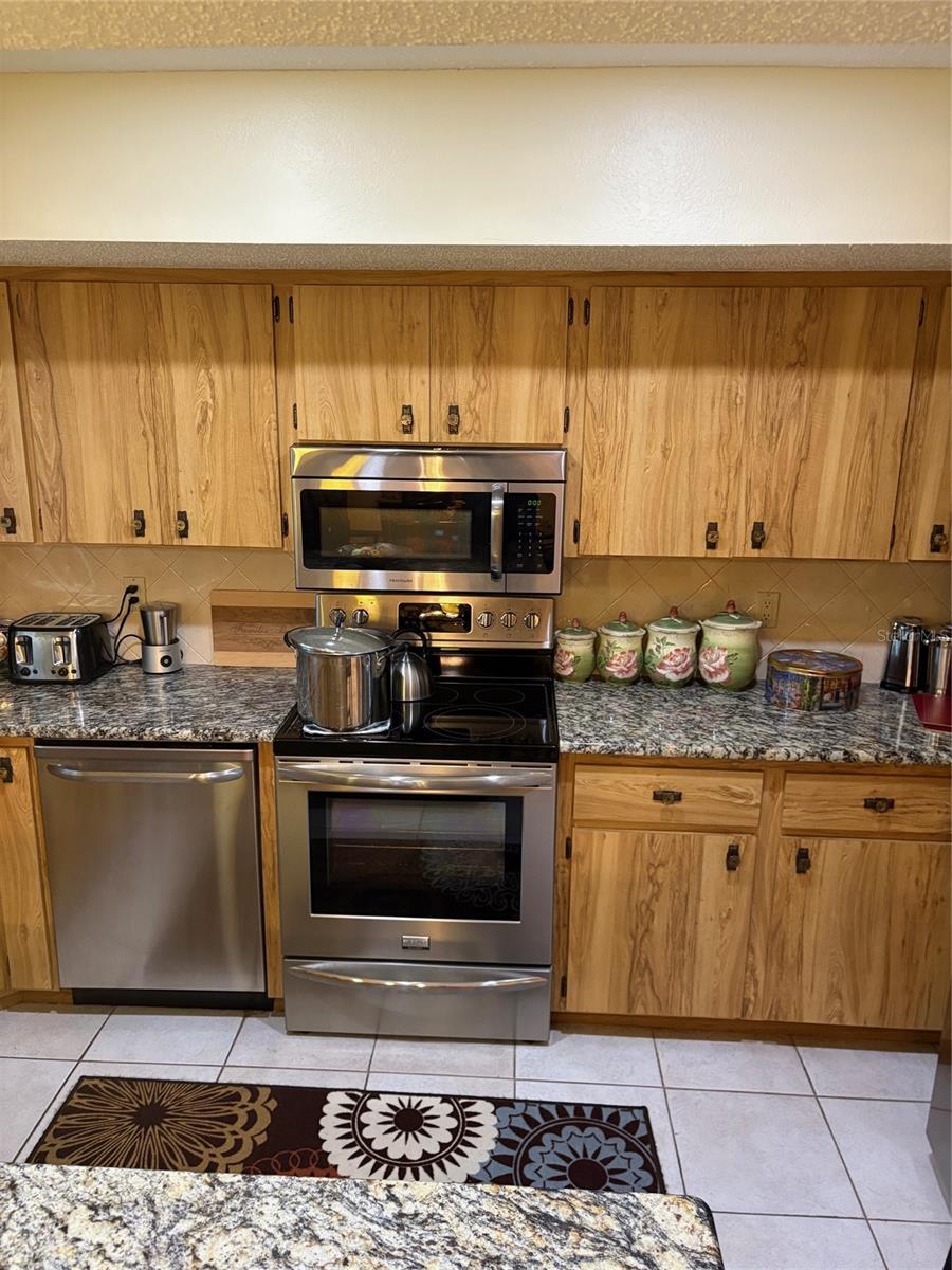 321 VENETIA AVE, NORTH PORT, FL — photo 40
