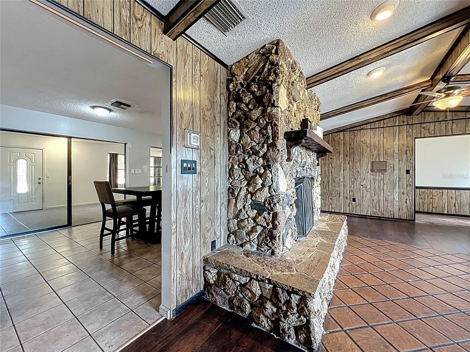 1029 MICHELLE CT, TAVARES, FL — photo 21