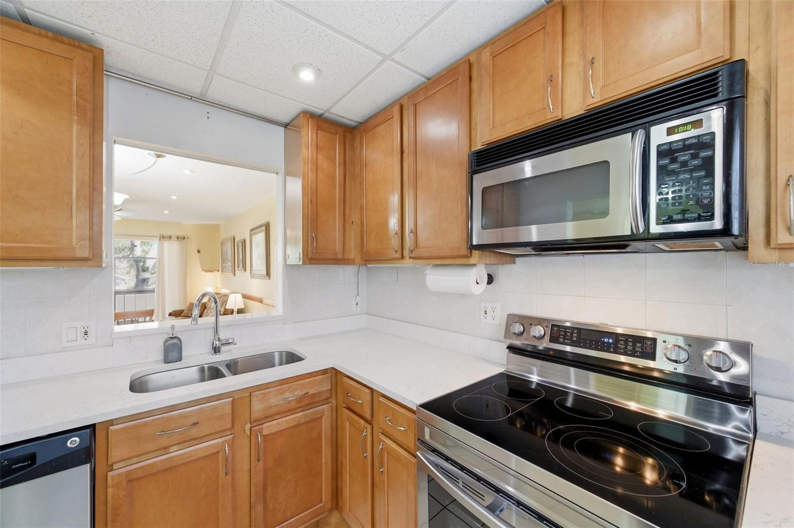 11485 OAKHURST RD #200-208, LARGO, FL — photo 15