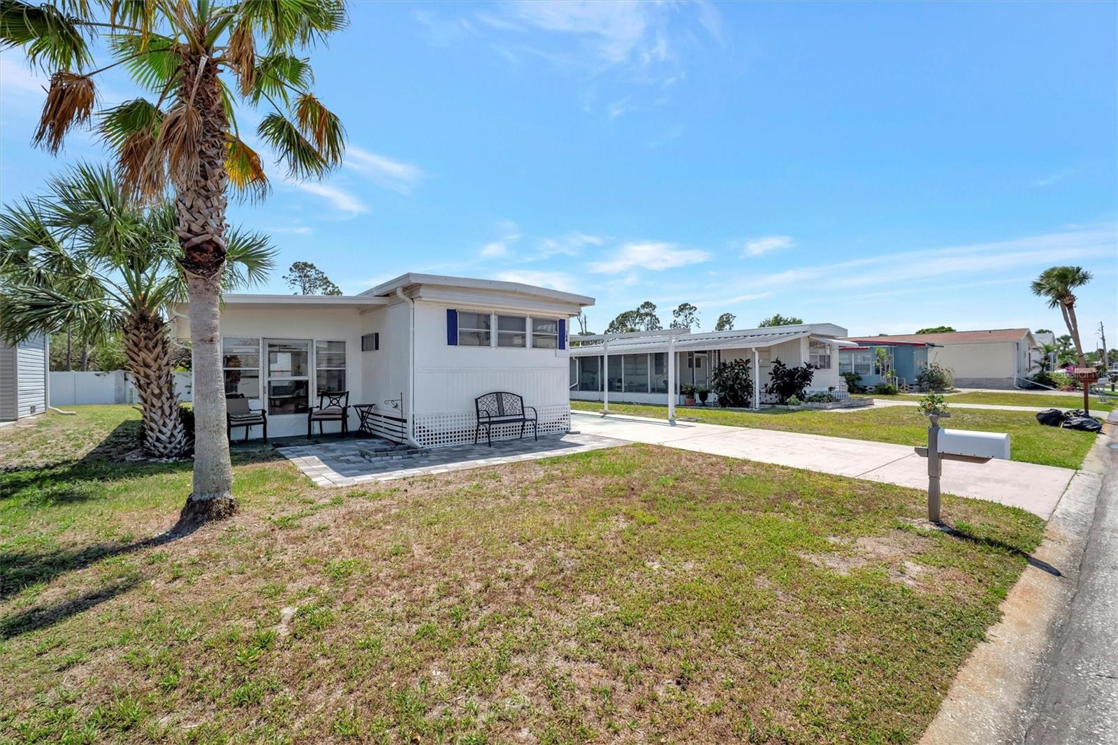 264 S PORT ROYAL LN, APOLLO BEACH, FL