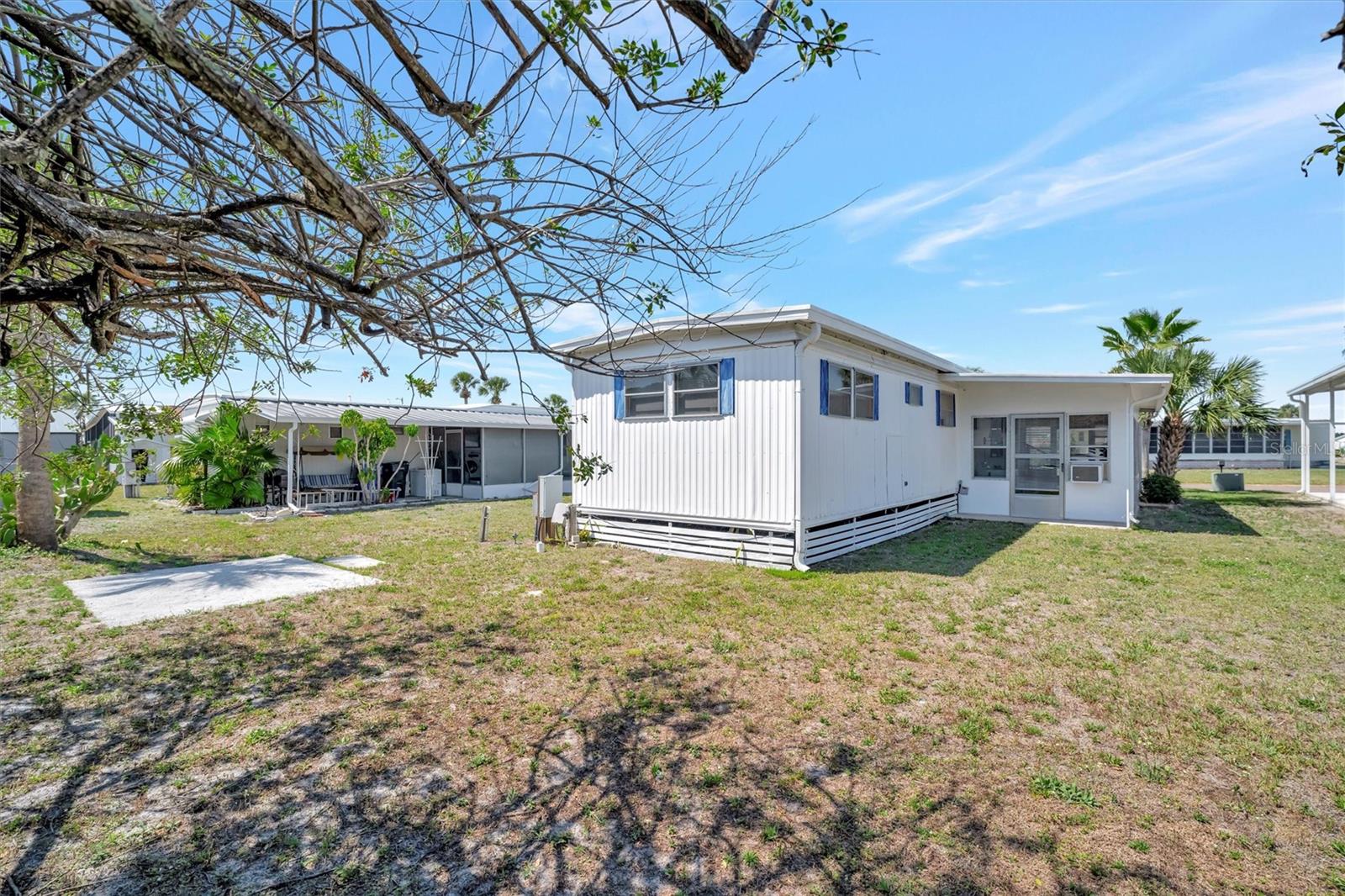 264 S PORT ROYAL LN, APOLLO BEACH, FL — photo 8
